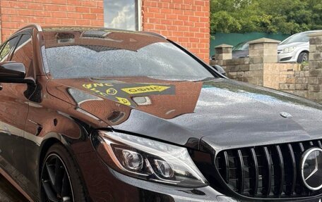 Mercedes-Benz C-Класс, 2015 год, 1 900 000 рублей, 4 фотография