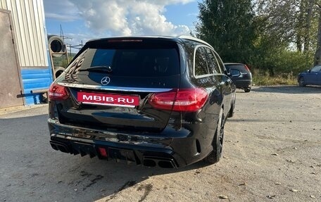 Mercedes-Benz C-Класс, 2015 год, 1 900 000 рублей, 8 фотография