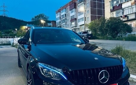 Mercedes-Benz C-Класс, 2015 год, 1 900 000 рублей, 1 фотография