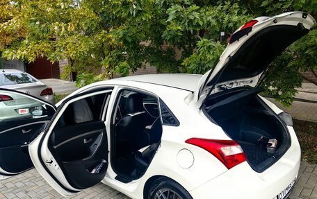 Hyundai i30 II рестайлинг, 2013 год, 980 000 рублей, 3 фотография