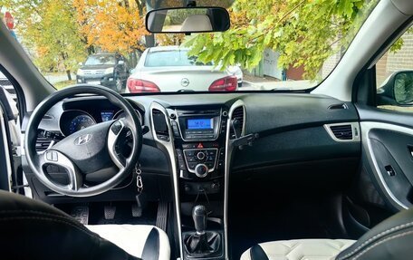 Hyundai i30 II рестайлинг, 2013 год, 980 000 рублей, 5 фотография