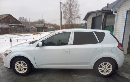 KIA cee'd I рестайлинг, 2011 год, 550 000 рублей, 4 фотография