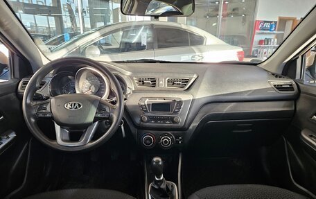 KIA Rio III рестайлинг, 2013 год, 815 000 рублей, 14 фотография