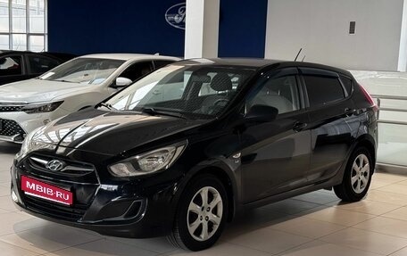 Hyundai Solaris II рестайлинг, 2012 год, 850 000 рублей, 1 фотография