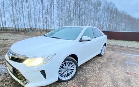 Toyota Camry, 2016 год, 1 700 000 рублей, 5 фотография