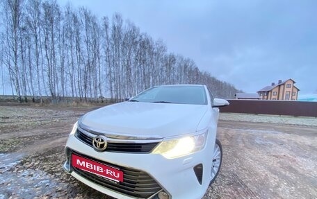Toyota Camry, 2016 год, 1 700 000 рублей, 4 фотография