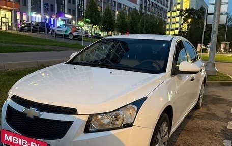 Chevrolet Cruze II, 2012 год, 599 000 рублей, 2 фотография