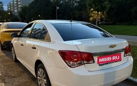 Chevrolet Cruze II, 2012 год, 599 000 рублей, 4 фотография