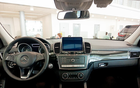 Mercedes-Benz GLS, 2018 год, 4 630 000 рублей, 17 фотография