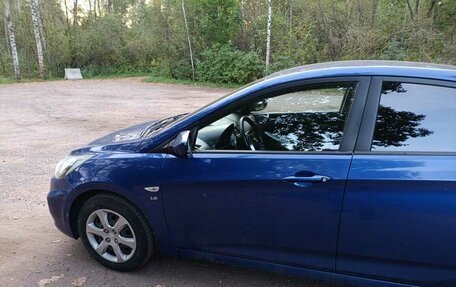 Hyundai Solaris II рестайлинг, 2012 год, 875 000 рублей, 4 фотография