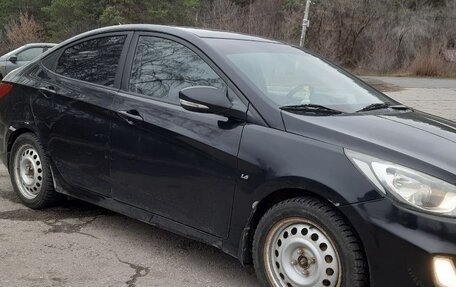 Hyundai Solaris II рестайлинг, 2013 год, 680 000 рублей, 8 фотография