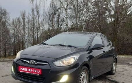 Hyundai Solaris II рестайлинг, 2013 год, 680 000 рублей, 6 фотография