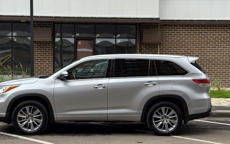 Toyota Highlander III, 2015 год, 3 400 000 рублей, 7 фотография