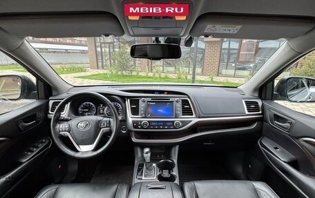 Toyota Highlander III, 2015 год, 3 400 000 рублей, 18 фотография