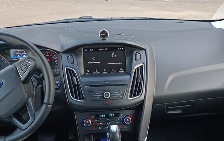 Ford Focus III, 2018 год, 1 420 000 рублей, 2 фотография