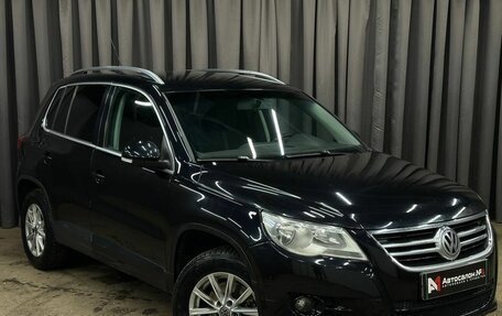 Volkswagen Tiguan I, 2011 год, 1 049 999 рублей, 2 фотография
