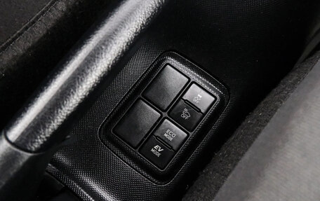 Toyota Aqua I, 2017 год, 999 000 рублей, 18 фотография