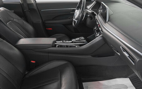 Hyundai Sonata VIII, 2019 год, 1 969 000 рублей, 12 фотография
