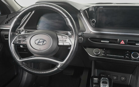 Hyundai Sonata VIII, 2019 год, 1 969 000 рублей, 13 фотография