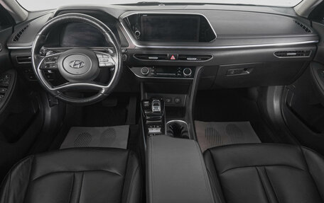 Hyundai Sonata VIII, 2019 год, 1 969 000 рублей, 14 фотография