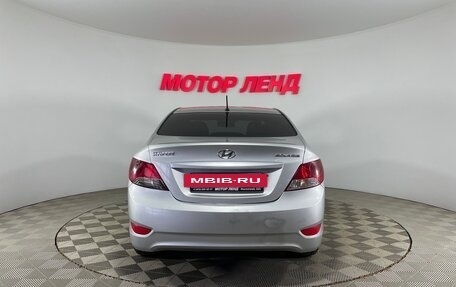 Hyundai Solaris II рестайлинг, 2012 год, 650 000 рублей, 5 фотография