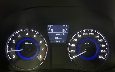 Hyundai Solaris II рестайлинг, 2012 год, 650 000 рублей, 15 фотография