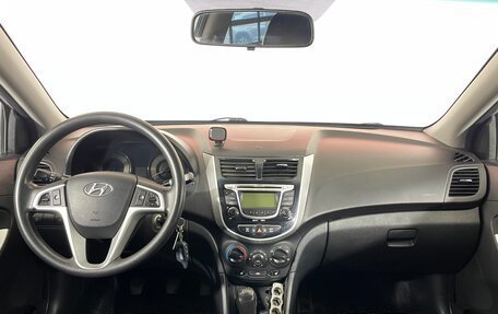 Hyundai Solaris II рестайлинг, 2012 год, 650 000 рублей, 11 фотография