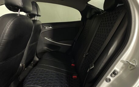 Hyundai Solaris II рестайлинг, 2012 год, 650 000 рублей, 20 фотография