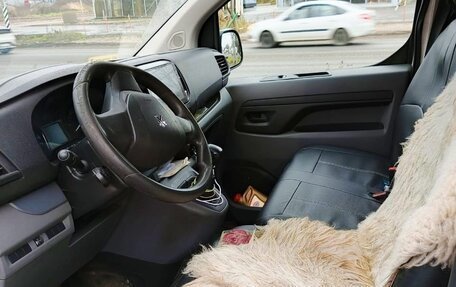 Peugeot Expert, 2019 год, 2 780 000 рублей, 4 фотография