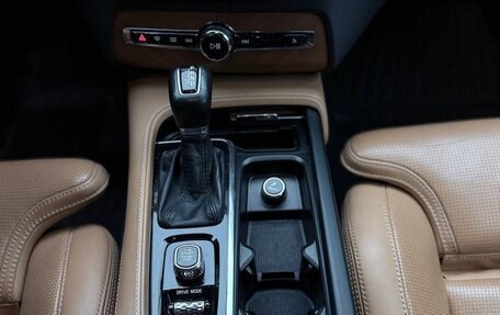 Volvo XC90 II рестайлинг, 2017 год, 3 500 000 рублей, 10 фотография