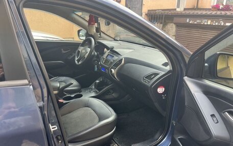 Hyundai ix35 I рестайлинг, 2010 год, 950 000 рублей, 7 фотография