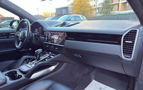 Porsche Cayenne III, 2019 год, 10 900 000 рублей, 22 фотография