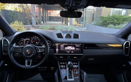 Porsche Cayenne III, 2019 год, 10 900 000 рублей, 28 фотография