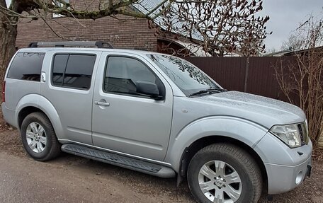 Nissan Pathfinder, 2006 год, 1 050 000 рублей, 4 фотография