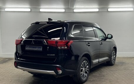 Mitsubishi Outlander III рестайлинг 3, 2018 год, 1 770 000 рублей, 3 фотография