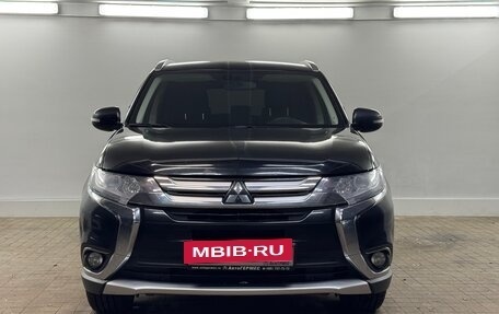 Mitsubishi Outlander III рестайлинг 3, 2018 год, 1 770 000 рублей, 2 фотография