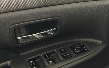 Mitsubishi Outlander III рестайлинг 3, 2018 год, 1 770 000 рублей, 8 фотография