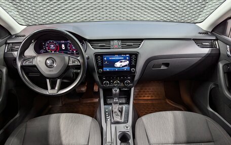 Skoda Octavia, 2018 год, 1 899 000 рублей, 13 фотография