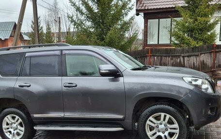 Toyota Land Cruiser Prado 150 рестайлинг 2, 2013 год, 2 350 000 рублей, 5 фотография