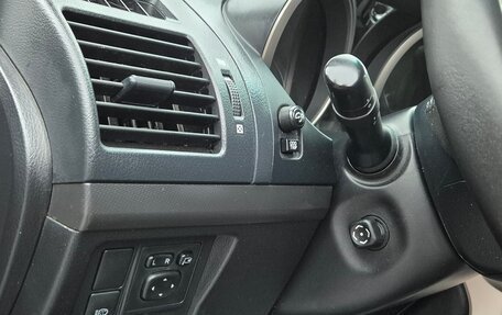 Toyota Land Cruiser Prado 150 рестайлинг 2, 2013 год, 2 350 000 рублей, 18 фотография