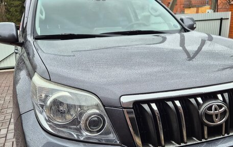 Toyota Land Cruiser Prado 150 рестайлинг 2, 2013 год, 2 350 000 рублей, 14 фотография