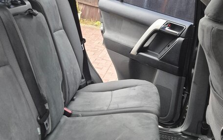 Toyota Land Cruiser Prado 150 рестайлинг 2, 2013 год, 2 350 000 рублей, 21 фотография