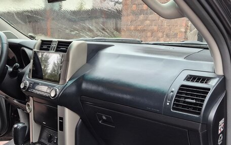 Toyota Land Cruiser Prado 150 рестайлинг 2, 2013 год, 2 350 000 рублей, 27 фотография