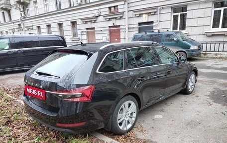 Skoda Superb III рестайлинг, 2021 год, 2 990 000 рублей, 5 фотография