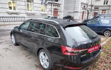 Skoda Superb III рестайлинг, 2021 год, 2 990 000 рублей, 7 фотография