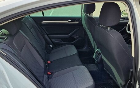 Volkswagen Passat B8 рестайлинг, 2017 год, 1 650 000 рублей, 9 фотография