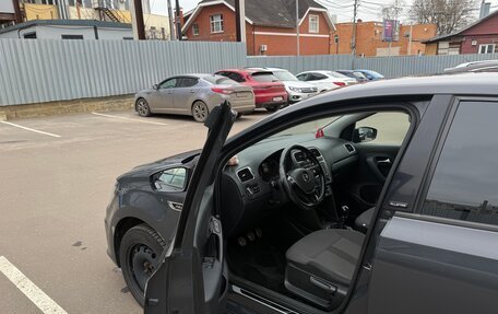 Volkswagen Polo VI (EU Market), 2016 год, 950 000 рублей, 10 фотография