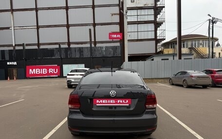 Volkswagen Polo VI (EU Market), 2016 год, 950 000 рублей, 3 фотография