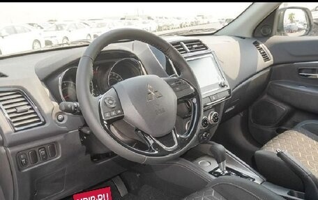 Mitsubishi ASX I рестайлинг, 2025 год, 2 700 000 рублей, 3 фотография