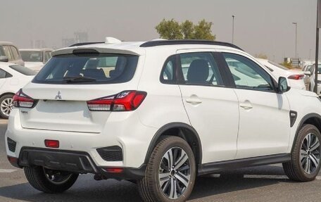 Mitsubishi ASX I рестайлинг, 2025 год, 2 700 000 рублей, 12 фотография